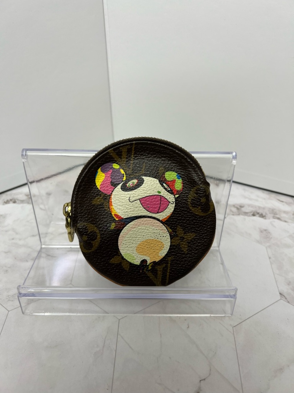 Louis Vuitton Takashi Murakami Round Coin Pouch with Multicolor Panda Motif - Picture 2 of 4